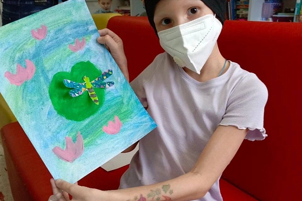 НАХОДИТЬ ПОВОДЫ ДЛЯ ПРАЗДНИКА