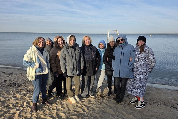 ОРГАНИЗОВАННЫЙ "ПОБЕГ" ИЗ БОЛЬНИЦЫ