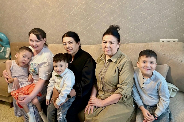 ЗАБОТИТЬСЯ КАК О СВОИХ РОДНЫХ